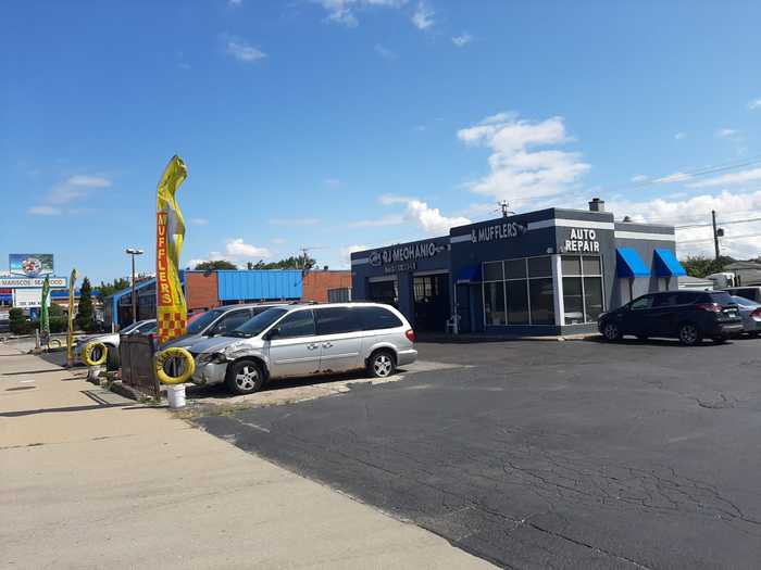 RJ Mechanic Auto Service in Chicago, IL